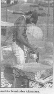 Andrés Alcántara trabajando